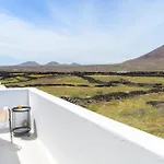 Cocomar Ii- Luxurious Loft, Just The Ocean And Volcano Daire Guatiza