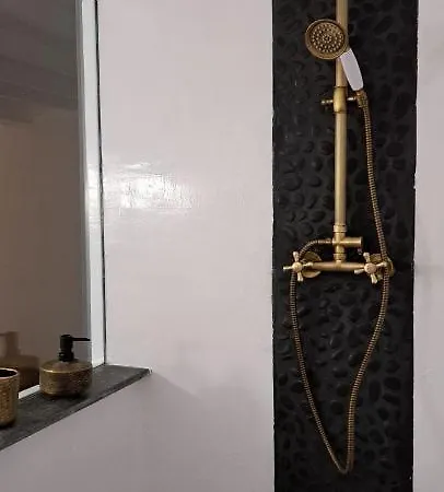 Cocomar Ii- Luxurious Loft, Just The Ocean And Volcano דירה *