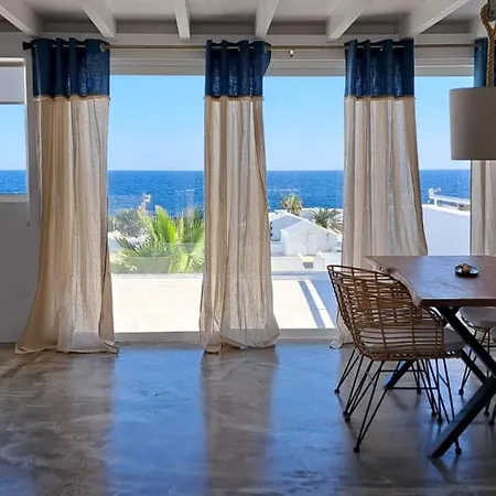 Cocomar Ii- Luxurious Loft, Just The Ocean And Volcano דירה