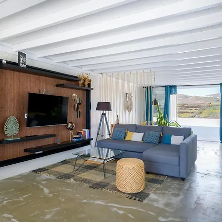 Cocomar Ii- Luxurious Loft, Just The Ocean And Volcano Appartement